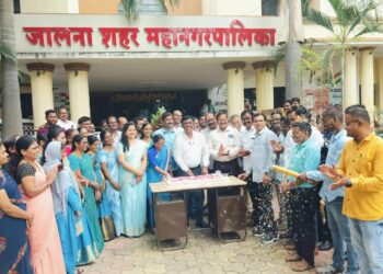 जालना शहर महानगरपालिकेचा प्रथम वर्धापन दिन महास्वच्छता अभियानाने साजरा