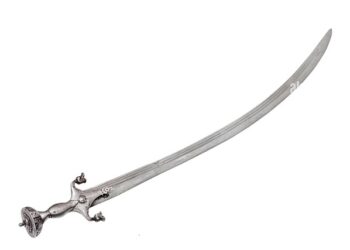 पोस्टाच्या पार्सलद्वारे जालना शहरात आलेल्या 3 तलवारी जप्त