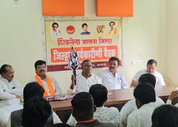 घर व घरातील प्रत्येक व्यक्तीपर्यंत मशालचिन्ह पोहोचवा – जिल्हाप्रमुख भास्करराव अंबेकर