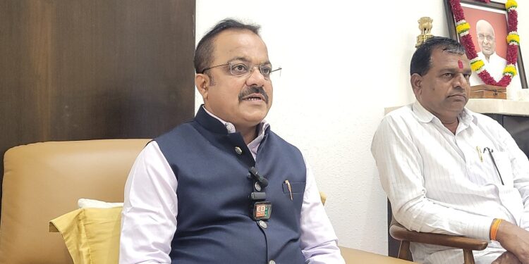 सतिष घडगे हे परजिल्ह्यातील; त्यांना मी राजकीय स्पर्धक नाहीत; विधानसभा निवडणूक लढविणारच : सुनिल आर्दड