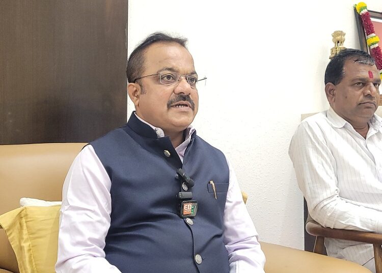 सतिष घडगे हे परजिल्ह्यातील; त्यांना मी राजकीय स्पर्धक नाहीत; विधानसभा निवडणूक लढविणारच : सुनिल आर्दड