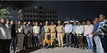 अल्पवयीन बालिकेवर बलात्कार करणाऱ्या नराधमास २० तासात ठोकल्या बेड्या