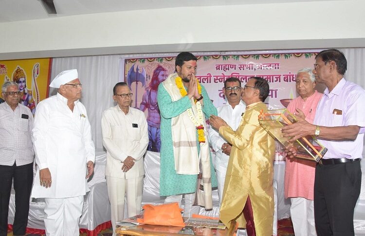 परशुराम आर्थिक विकास महामंडळासाठी पाचशे कोटींची तरतूद करून घेणार- दामले