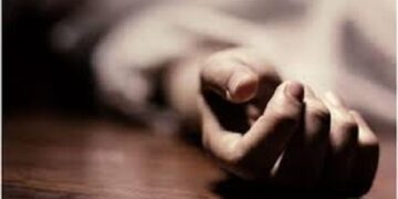 जालना पोलीस मुख्यालयाच्या परिसरातील खदानीतून 19 वर्षीय युवतीचा मृतदेह आढळला
