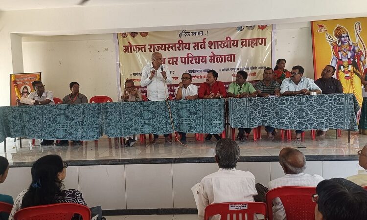 पॅकेज, पुणे, मुंबईला प्राधान्य देण्यापेक्षा मुलींनी घराणे आणि संस्कारला महत्त्व द्यावे